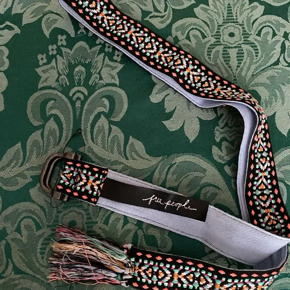 New without tags Free People
Caravan Textile Wrap Belt One size 
Fringe ends - Picture 8 of 9